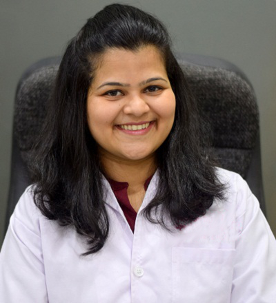 Dr. Kashmira Joshi - Implantologist in Pune